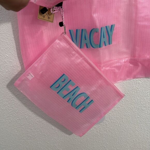 NWT- Twig & Arrow- barbie pink travel tote set (4-piece set) - Picture 3 of 9